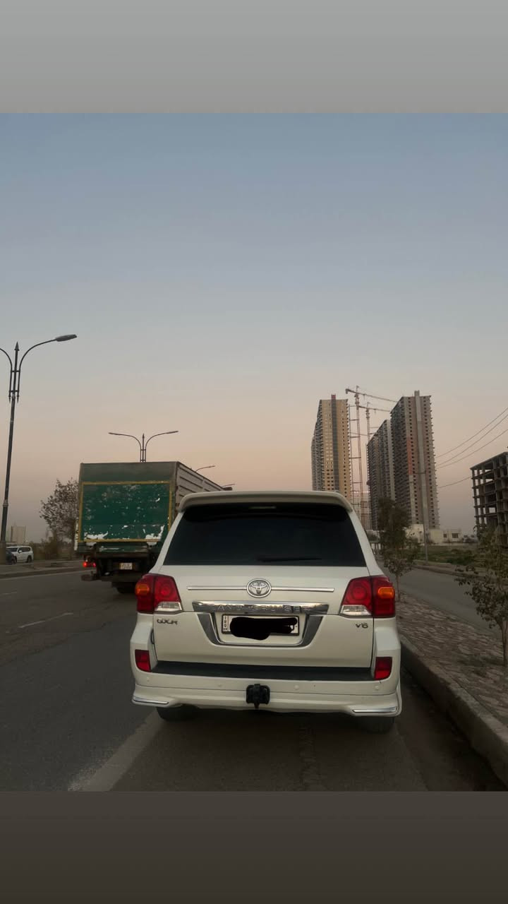 لاندكروز 2014قطرى فول فول گیر مەکینە بە شەرت ***********یەک پارجە سبغ أربيل, العراق
