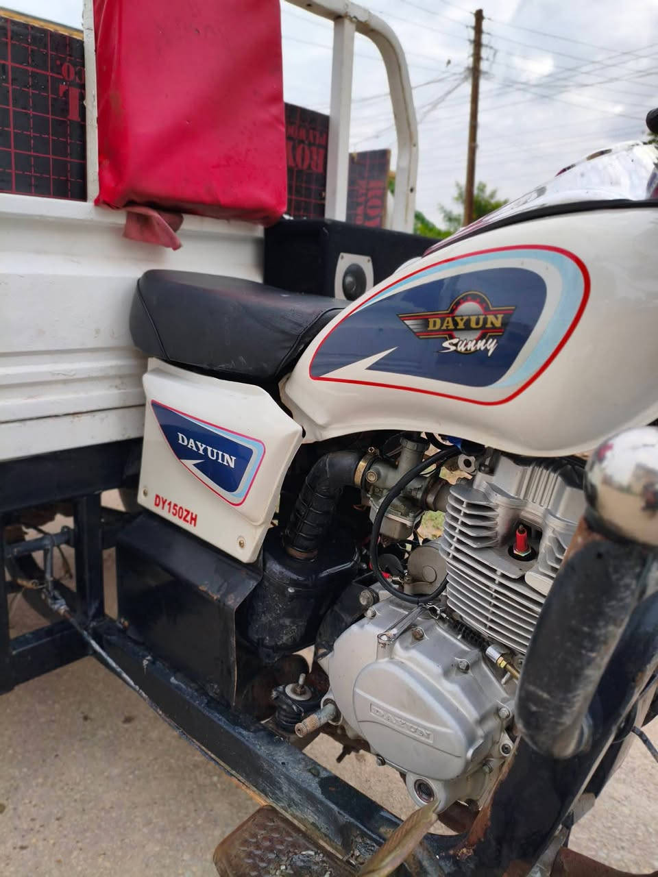 ستوته للبيع محرك ممفتوح نضيف سعر خاص


**إذا كنت صاحب هذا الإعلان وتريد حذفه لأي سبب، رجاءا أرسل رسالة إلى الدعم الفني**