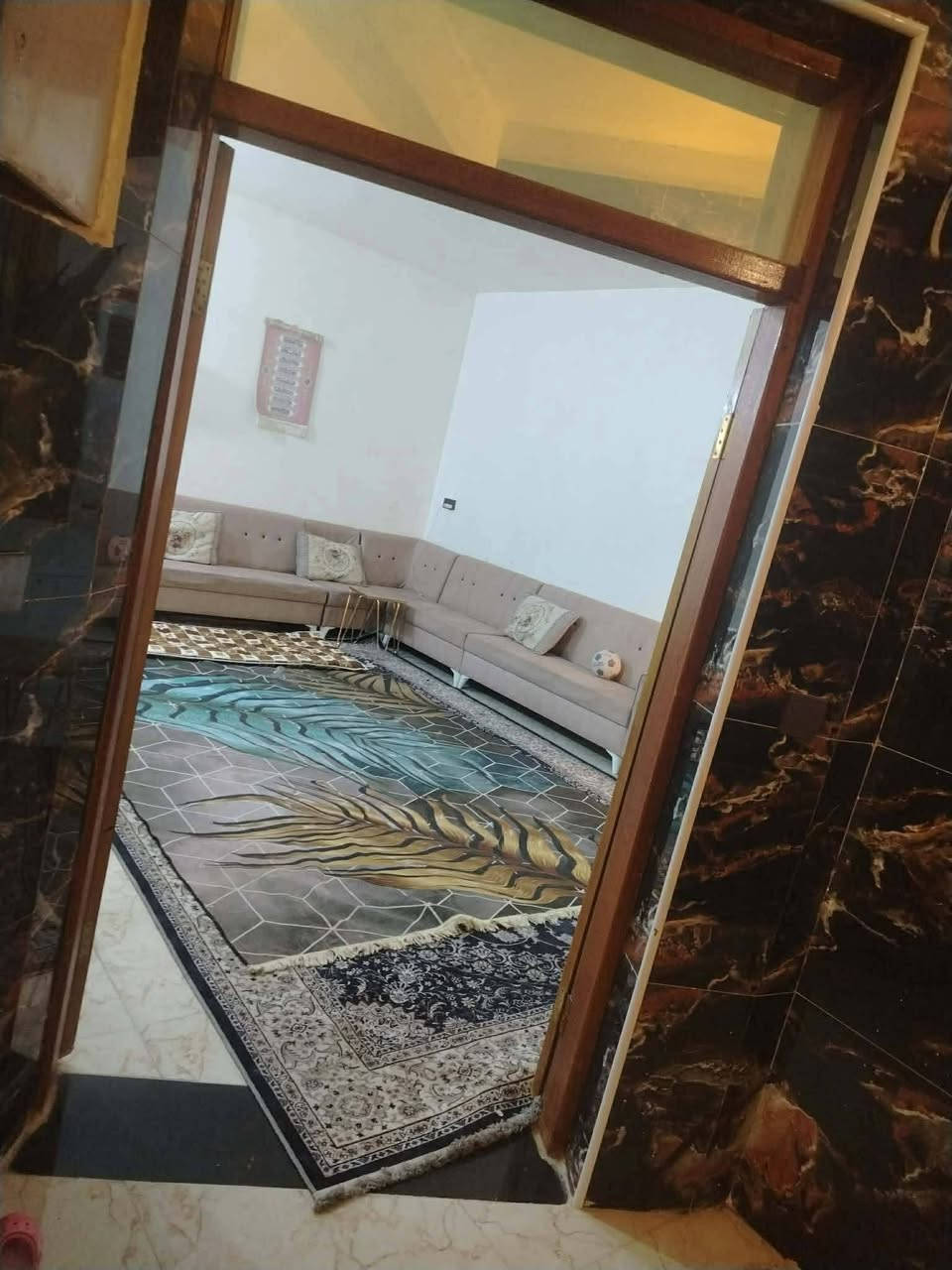 #بيت_الايجار_حي_الجزائر 

مساحته ١٤٠ م واجهه مترتين 

مدخل 

استقبال 

صاله كبيره 

وغرفه 

مطبخ 

حمامات ٢

مناور ٢
 #للاستفسار 
او مراسله الصفحة أو واتساب او الاتصال ع الأرقام التأليه 
   ***********
https://wa.me/message/54I3LYHRG7YFG1
#العفلوگي_للعقار_اكبر_بيج_عقارات_في_الديوانية
#بيت #دار #عقار #ارض #الديوانية
