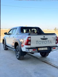 للبيع تيوتا هايلوكس 2021 رقم بغداد بسمي  كويتي الساير  المواصفات  حساس...