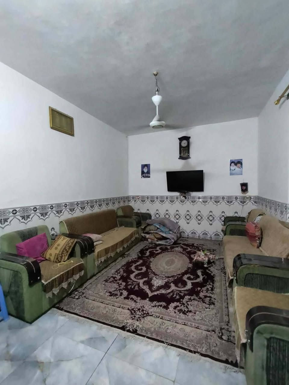 السلام عليكم
دار للبيع 100م على ساحه حي النداء قرب شارع مجمع قنبر علي يبعد عن الشارع 80م طابقين الأساس صب البنيان✅ جيري السقف صب يحتوي على استقبال و مطبخ و صاله وغرفة ومكشوفه وصحيات ✅
الطابق الثاني بنيان فرمستون والسقف اعكاده يحتوي على غرفتين وصاله وحمام بيت جناي ✅
السعر (80) وبي مجال📞


**إذا كنت صاحب هذا الإعلان وتريد حذفه لأي سبب، رجاءا أرسل رسالة إلى الدعم الفني**