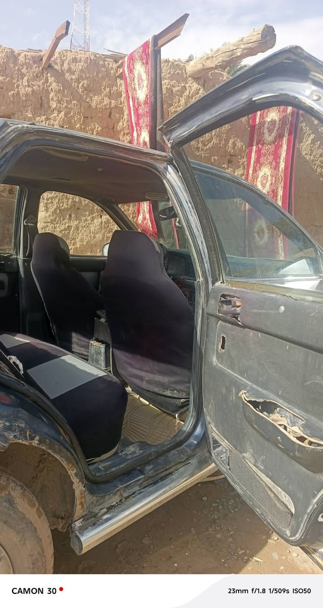 سيارة النترا 92
رقم صلاح الدين
محرك كير تاير جديد 
سعرها 15 وبيها مجال رقم ***********
