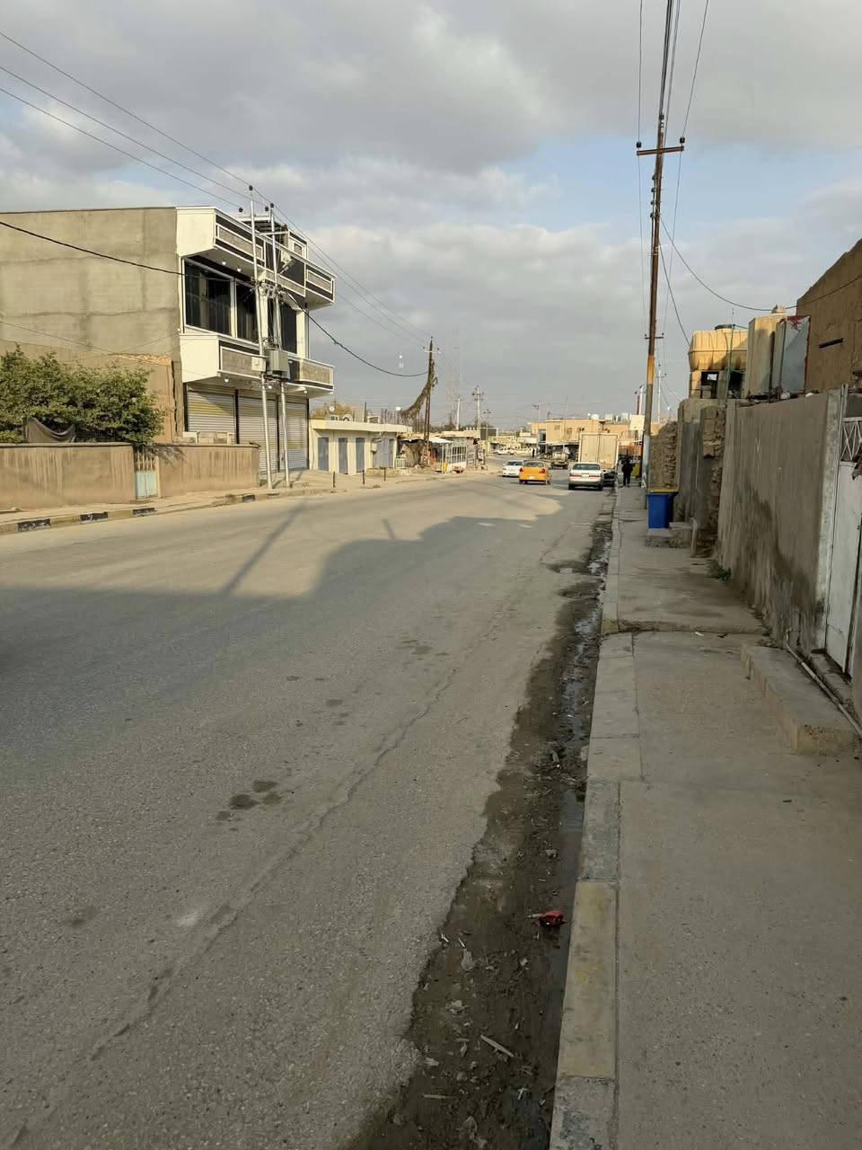 عقار تجاري في الحقلانية الشارع العام قرب جسر حجلان مساحة٢٠٠ م طابو صرف 

للاستفسار الاتصال ع الرقم ***********
أو مراجعة مكتب اليوسف للعقار في الحقلانية مقابيل معرض الربح البسيط
