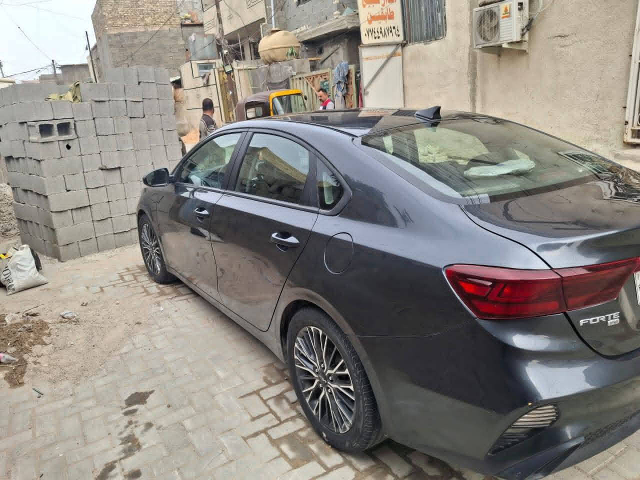 السلام عليكم من رخصة الادمن كيا فورتي موديل 2023 نص مواصفات حادث اثر حالوب سرقه بطاين دعاميه خلفيه سياره هذا لونها نصبغت صفره مترقمت تكسي نصبغت نفس لون لبلادي سياره بدون حادث بدون ايبراك لا شواصي ولا لغود سياره جديده حيل ماشيه 37mi سعرها 135 بيها مجال هذا رقمي الشراي يتصل ‭0770 451 5785‬‬

kPF24AD6PE609138 هذا رقم الشاصي
