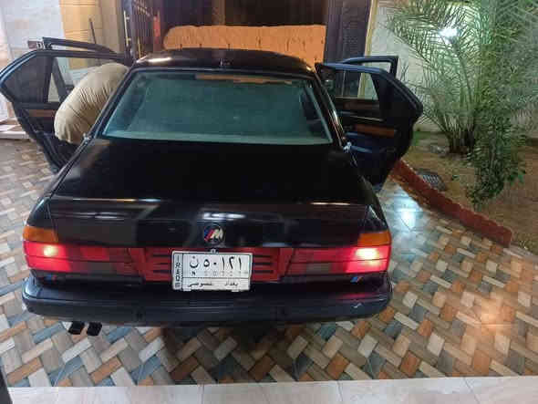 سياره بي ام 730 موديل 1992 رقم بغداد كشنات كهربائي جلد كهربائياته كله شغاله محرك كير خير من الله صدر أمامي خلفي جديد حساسات خلفيه مصبوغة عام بدون ضرر بيع مستعجل 55 ورقة والشراي يتصل على الرقم ***********
