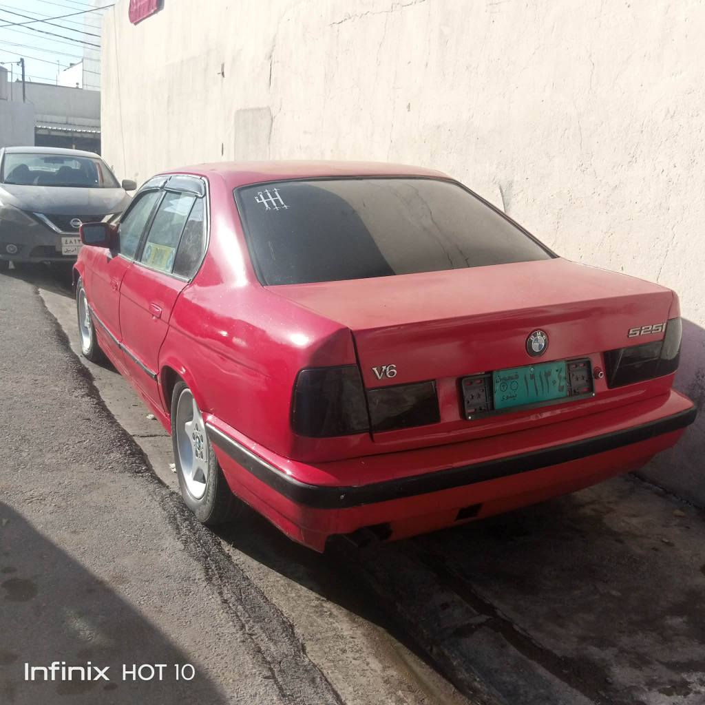 BMWمۆدیل 1991 فول بس گیر عادی      
رقەم اسلی بە شەرتی ئەولیات؟ واجیهەیە أربيل, العراق


**إذا كنت صاحب هذا الإعلان وتريد حذفه لأي سبب، رجاءا أرسل رسالة إلى الدعم الفني**