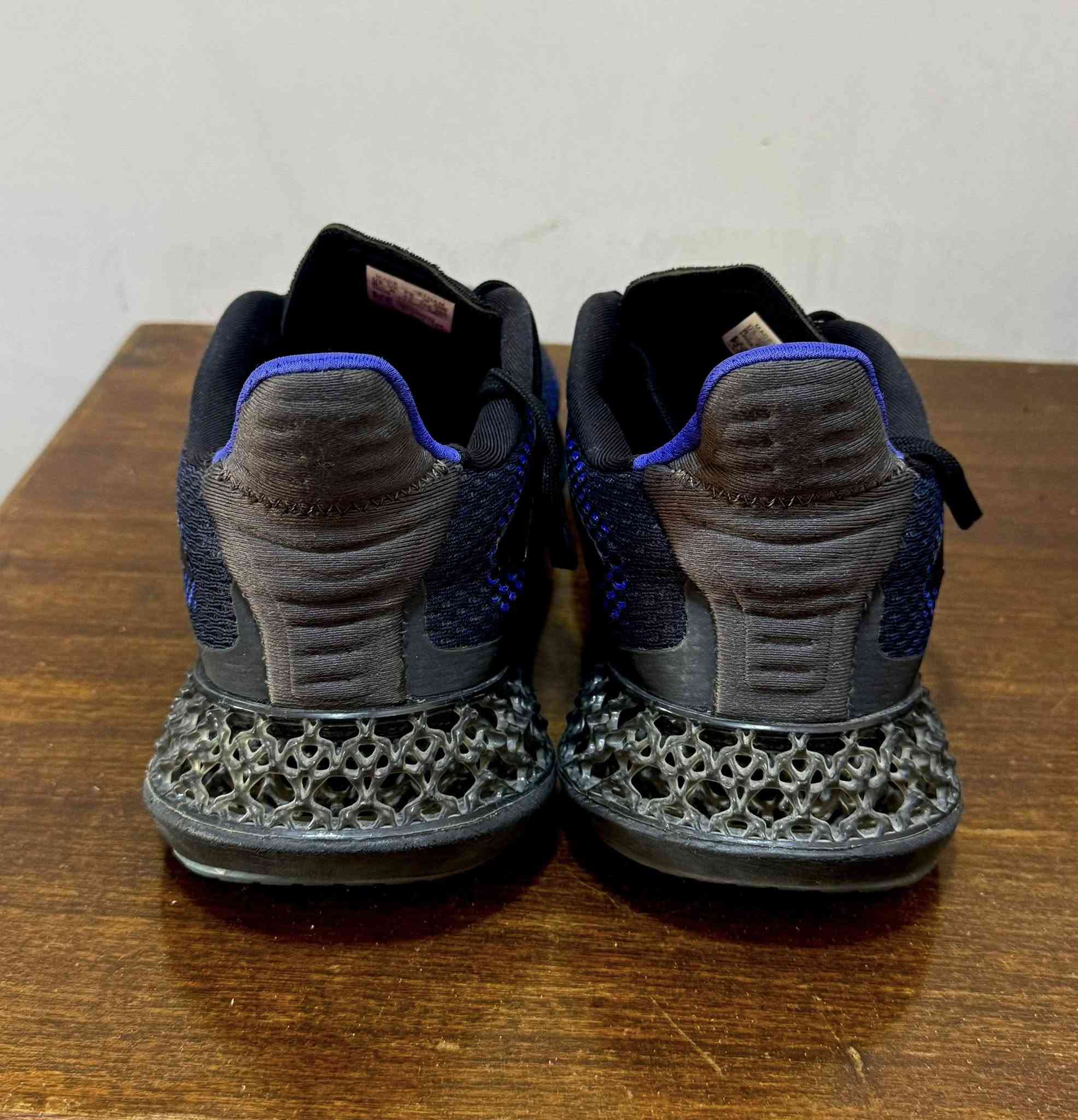 حذاء اديداس اصلي 4d قياس 42
26.5 سم السعر ٣٥ الف
بغداد
***********
