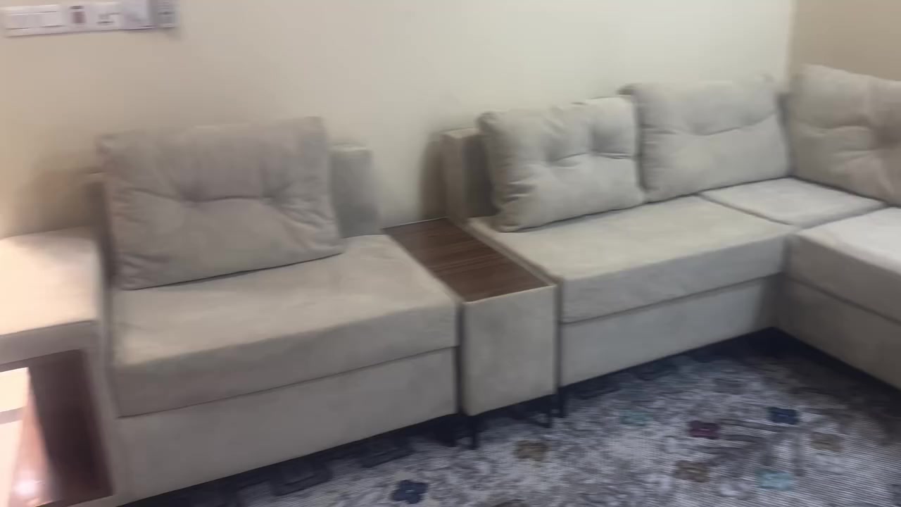 السلام عليكم 
ديوان للبيع تفصال تركي جديد مع طبله وسطيه سعره ٥٠٠الف الاسفنج ميخسف صاله سنه يمي


**إذا كنت صاحب هذا الإعلان وتريد حذفه لأي سبب، رجاءا أرسل رسالة إلى الدعم الفني**