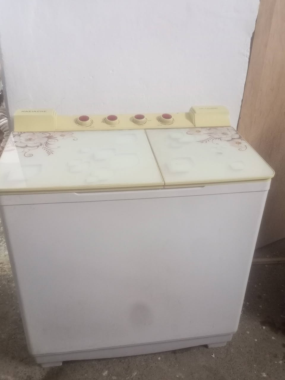 متاح قساله مستعمله شي قليل نضافه كدام العين مكاني حي القدس ***********
