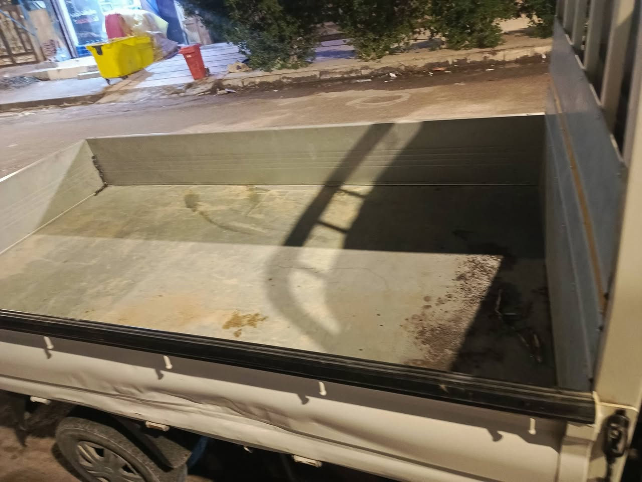 السلام عليكم سياره بنكو موديل السياره 2022
رقم بصره سياره جديده كل شي كهربائيات تبريد 
سياره ماشيه 60 العنوان البصره المنطقه الشمشوميه 
***********  
بيها ضربه على البريد بالصفحه 
يتواصل على هذا الرقم 
سياره باسم الشركه
