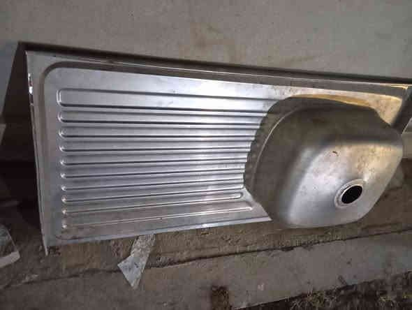 سينك حوض واحد 
مع بواري قفلو 10
سعرو 10نهايتو 
العنوان موصل جانب الايمن حي زياده قرب مول تيم مارت 
***********
***********
