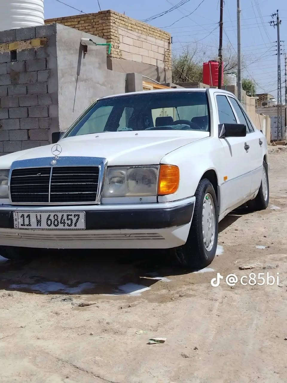 السلام عليكم مارسدس دب للبيع موديل 89 مكينه 3000 الاستفسار علئ الرقم ***********
