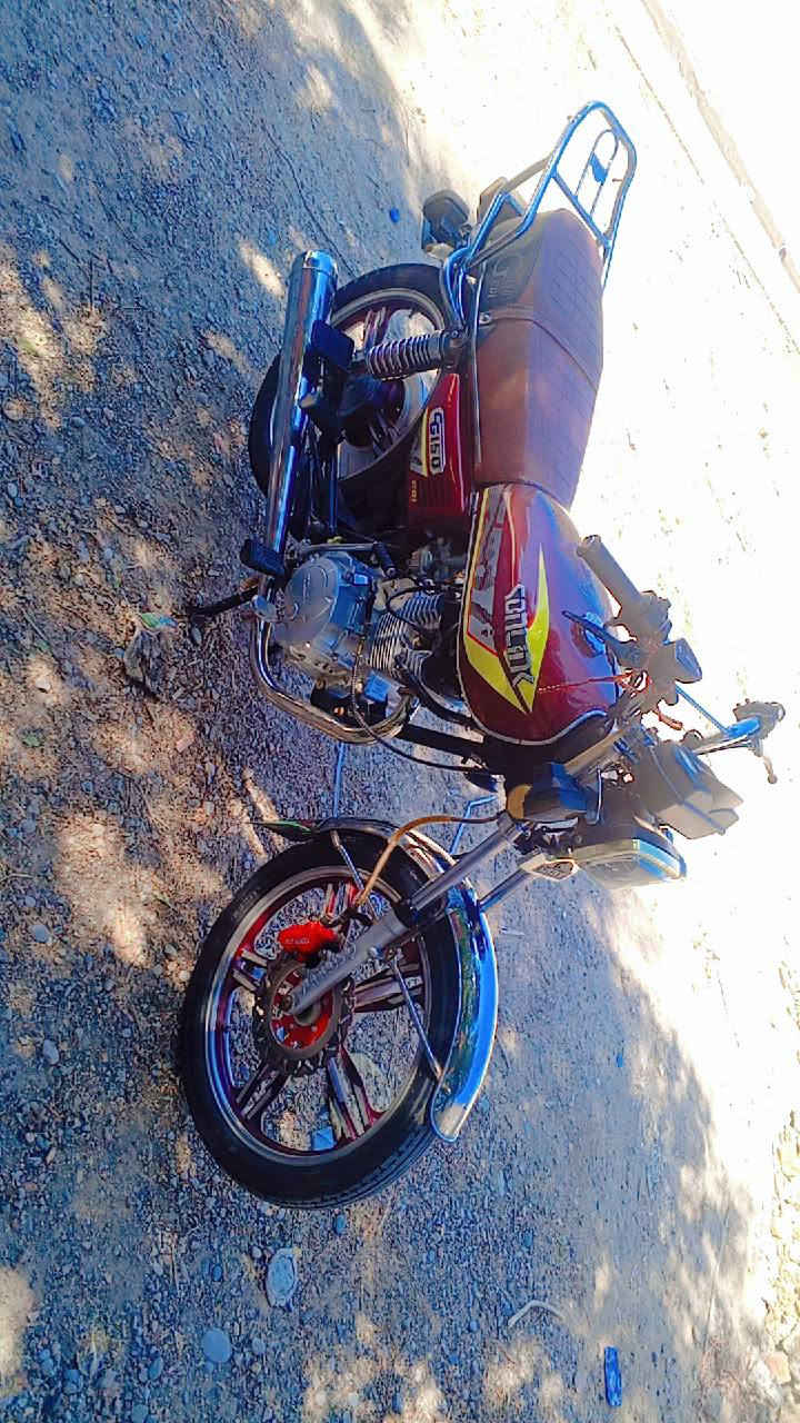 سلام عليكم شباب دراجه البيع مكينه ما مفتوحه خير من الله مكان ديالى بعقوبة ناحيه العباره  رقم هاتف ***********
