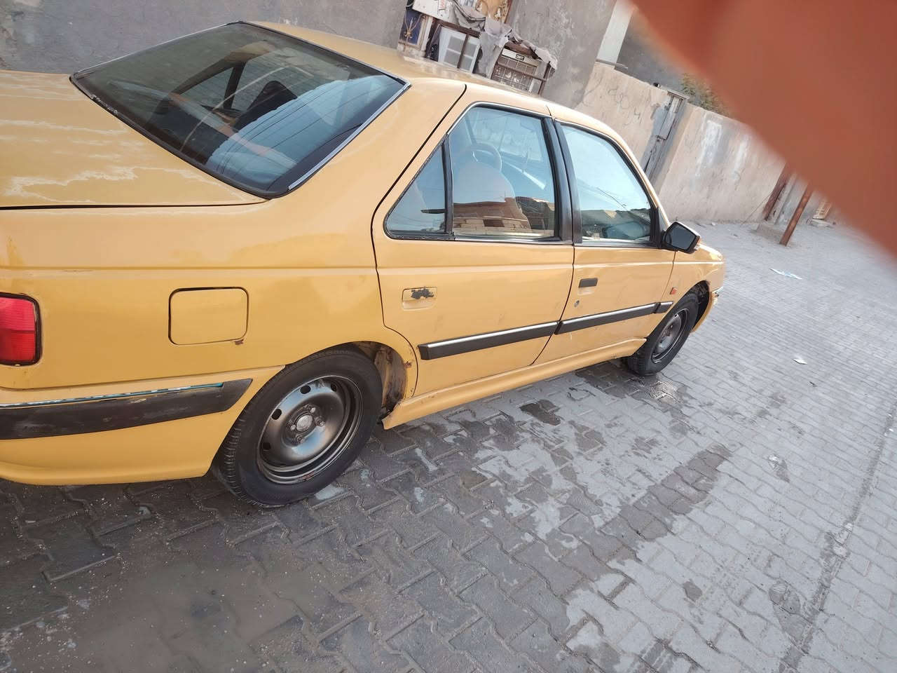 بيجو بارص 15 مصفره هيئه وغرمات وخط وبحث سنويه تخم تاير كهربائيات كامله لسنة ٢٨ سعره 32  وبيه مجال قليل لشراي للاستفسار ***********
