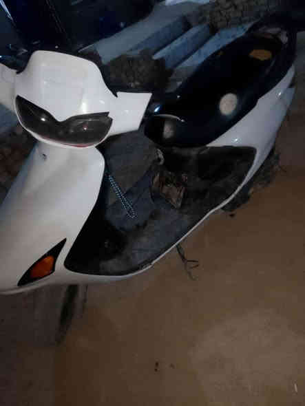 سلام عليكم دراجه لبيع مكفوله مابيه اي نقص مكاني ديوانيه الحمزه الشرقي سعره 400 وبيه مجال اتصل ***********
