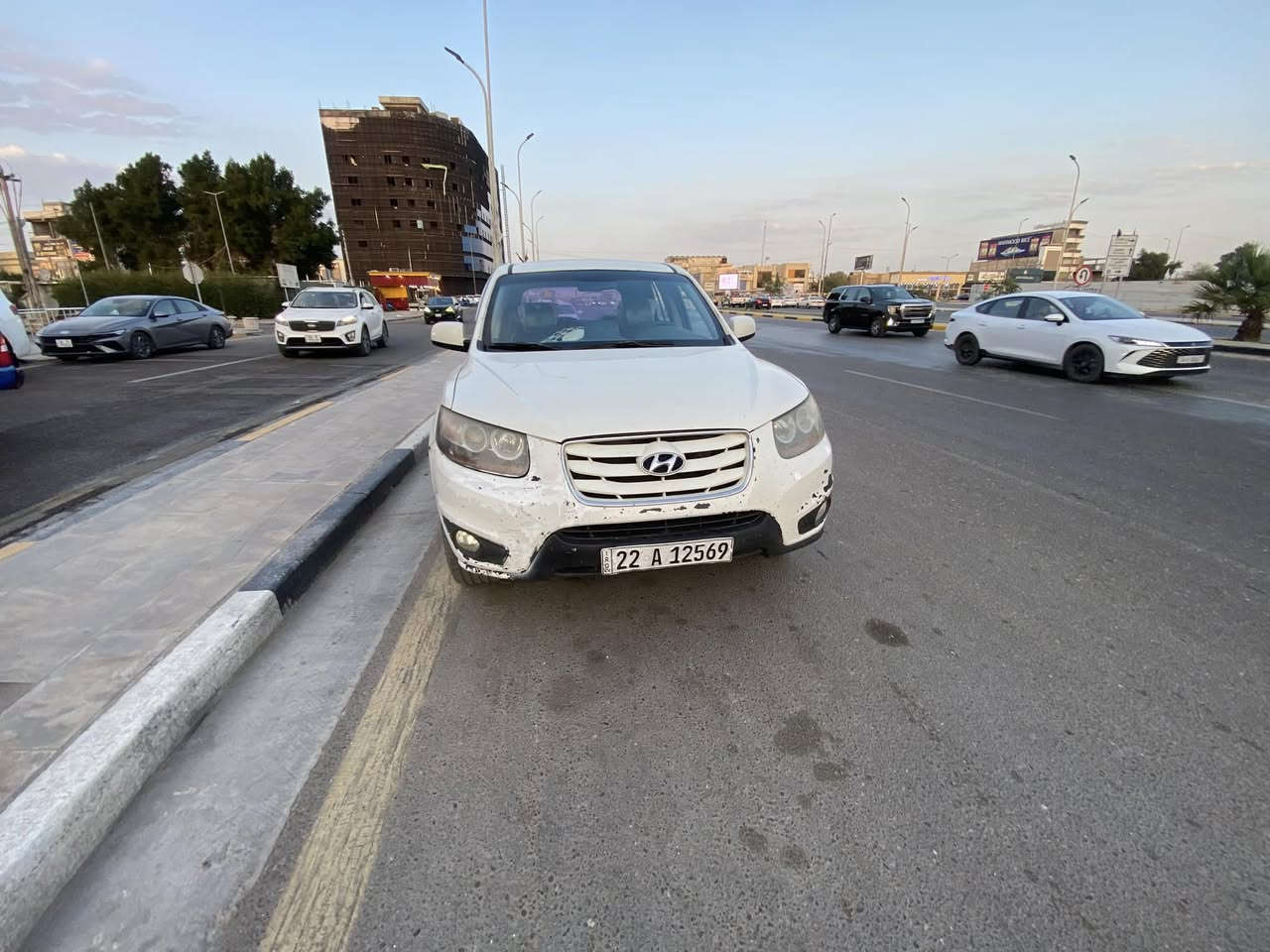 هونداي سنتافي ٢٠٠٩ ادوات كاز كصتين سياره تبريد مكينه جديده نقصه حدتده فقط عنوان بصره ***********
