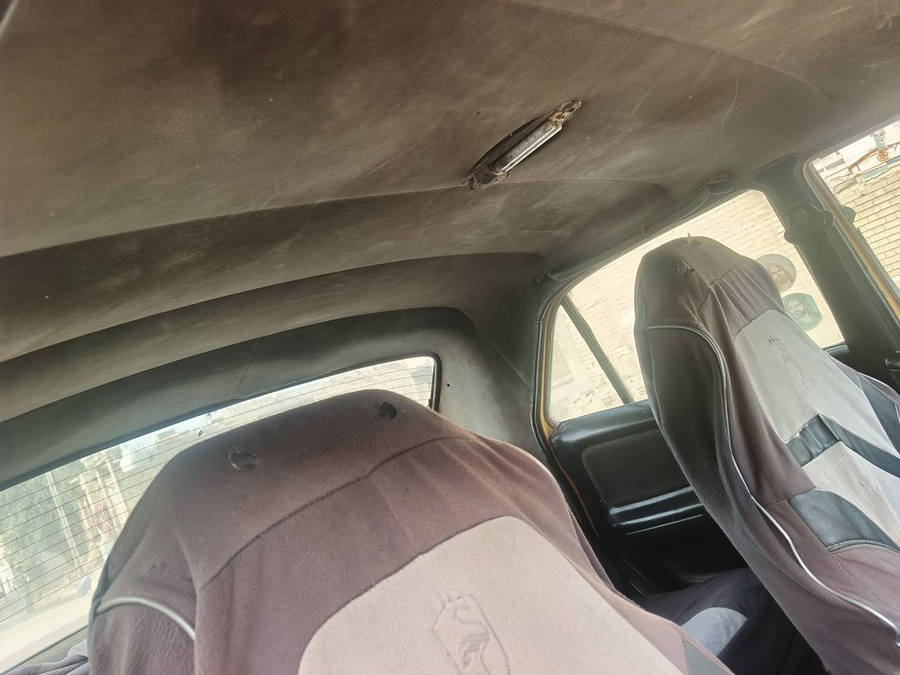 سلام عليكم للبيع فولگه 2003 رقم ذي قار امحور اثنين اونص ديلكو السعر 15 اوبيها مجال  مكاني الشطره  اذا اكو مراوس ب خصوصي اراوس رقمي ***********
