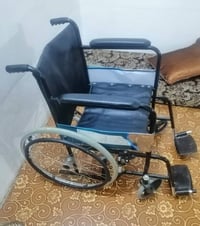 كرسي • جديد • مستعمل أسبوع