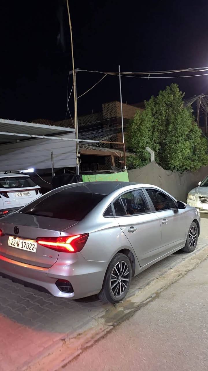 السلام عليكم
Mg5 plusللبيع 

موديل 2025 

بيهه ضرر نص البنيد صبغ وشبر جاملغ يمنه ويسره الكدام 

السياره حلوه ومابيهه نقوصات ومواصفاتهه حلوه

 

بصمه 

مثبت سرعه 

شاشه كار بلي 

وضعيات قياده

كامره خلفيه

سايد بريك كهربائي 

اوتو هولد

لد امامي ولد خلفي 

وبعد هواي مواصفات حلوه 

وبسعر  شده وخمسه 105 وبيهه مجال بسيط 

لل استفسار 

***********
