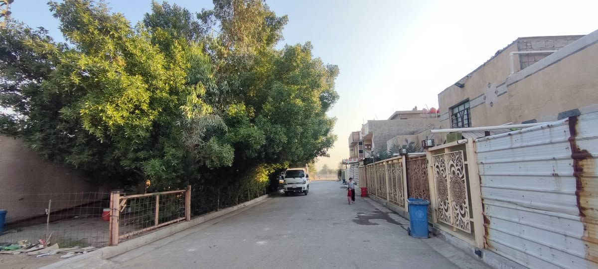 السلام عليكم بيت للبيع المساحه 100متر طابو ملك صرف البيت بناء قديم عنوانه الزعفرانيه دور الشرطه سدة الجنابيين سعره 140مليون ***********
