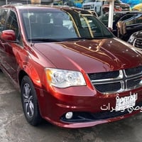 دوج كرفان موديل 2012 للبيع محرك 3600 باب سلايت فول الفول رقم بغداد دول...