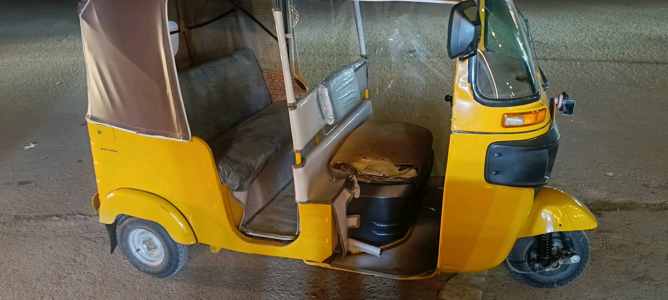 موديل 19شهر10
معمر دوس صبق بدئ كاعيات
فقط 
تواصل واتس