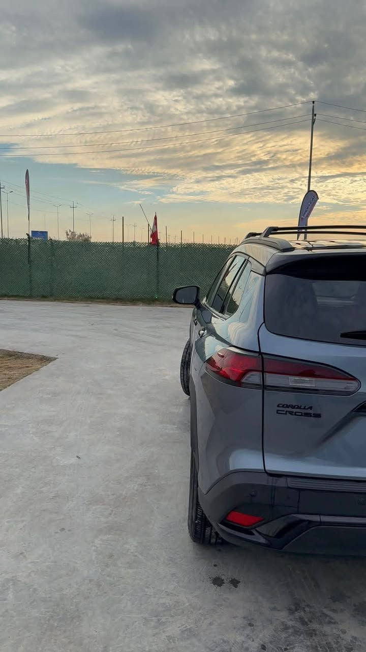 السلام عليكم
كورلا كروس 2024هايبرد 
ماشية15000
مواصفات sمابيها اي نقص
قيادة ذاتيه 
فتحة
بصمة
رادارات
حساسات
السيارة بيها 3 قطع صبغ
رقم بغداد
السعر 170وبيها مجال
***********

