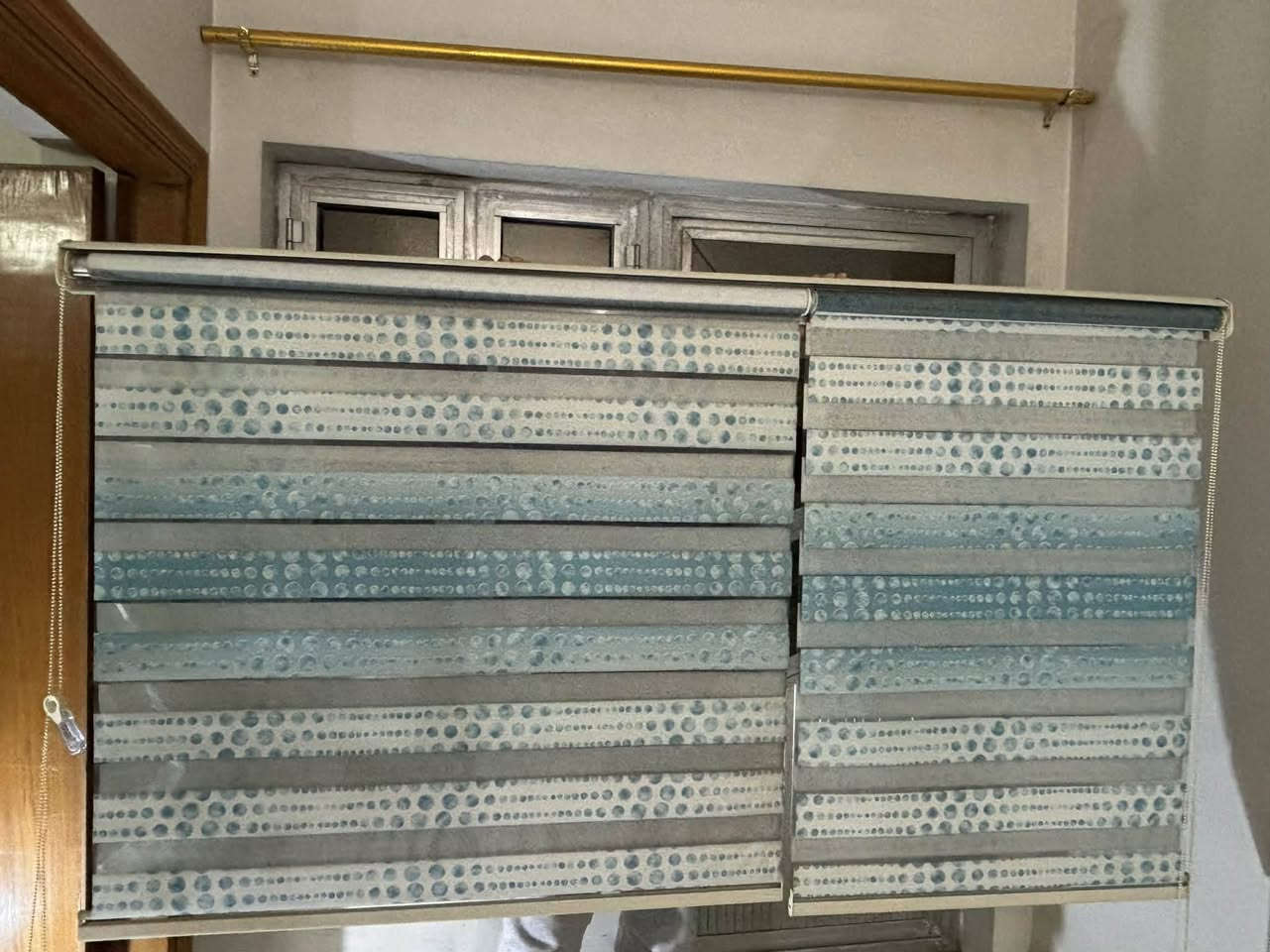 ***********
اريد واحد ياخذهن شلع كلهن
قيم واخذ وياريت واحد ياخذهن كلهن يراعو بسعر
بردات دوشك شاشات عدد ٣ 
طاوله وسطيه غساله صوبات الاصلي 
عنوان بغداد البلديات
