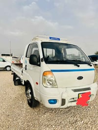 سلامن عليكم كيا فحل مسكر سبلاين 2009 حلوه وجديده للتفاصيل  07823430636