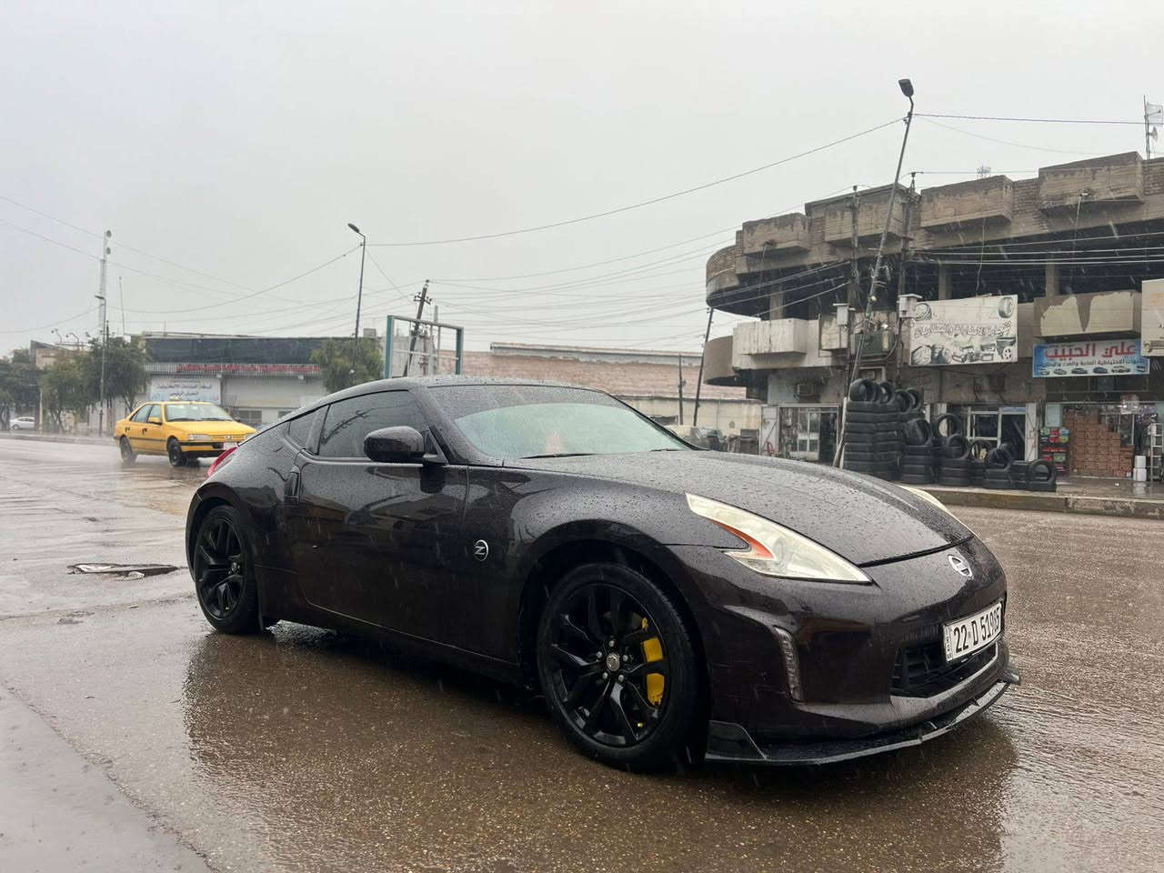 سلام عليكم 
نيسان Z 2016 للبيع او مراوس حسب قناعه 
السياره بدون اي نقص 
موصفات اعتيادي 
كير محرك بشرط صدر كله جديد قبل يومين بعدهن بل ضمان 
السياره بيها قطع صبغ ابيع حزام  
السعر 140 
مكاني الدوره 
***********
