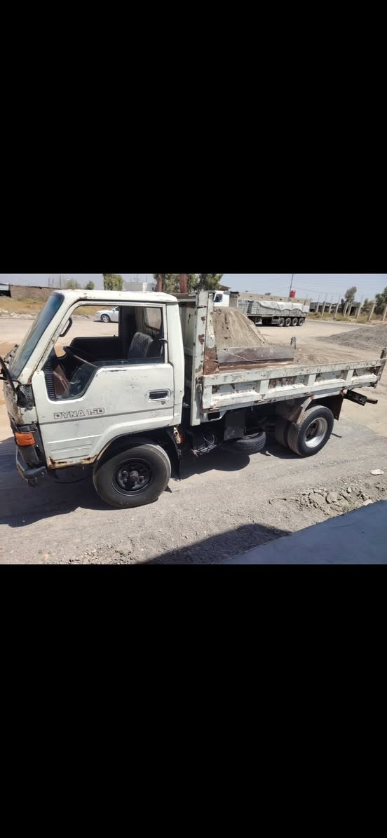 للبيع تيوتا دانيا موديل ٩٣ مكفوله محرك كير اكسل دبل  شاصي   جاهزه للشغل  رقم ديالي سويته جديد دولي مكان صلاح الدين السعر ٦٠ وبيه مجال ***********
