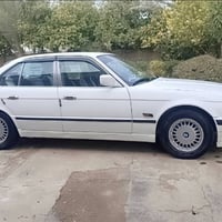 بي ام ٥٣٥ • ١٩٨٩ • مكينة نضيف