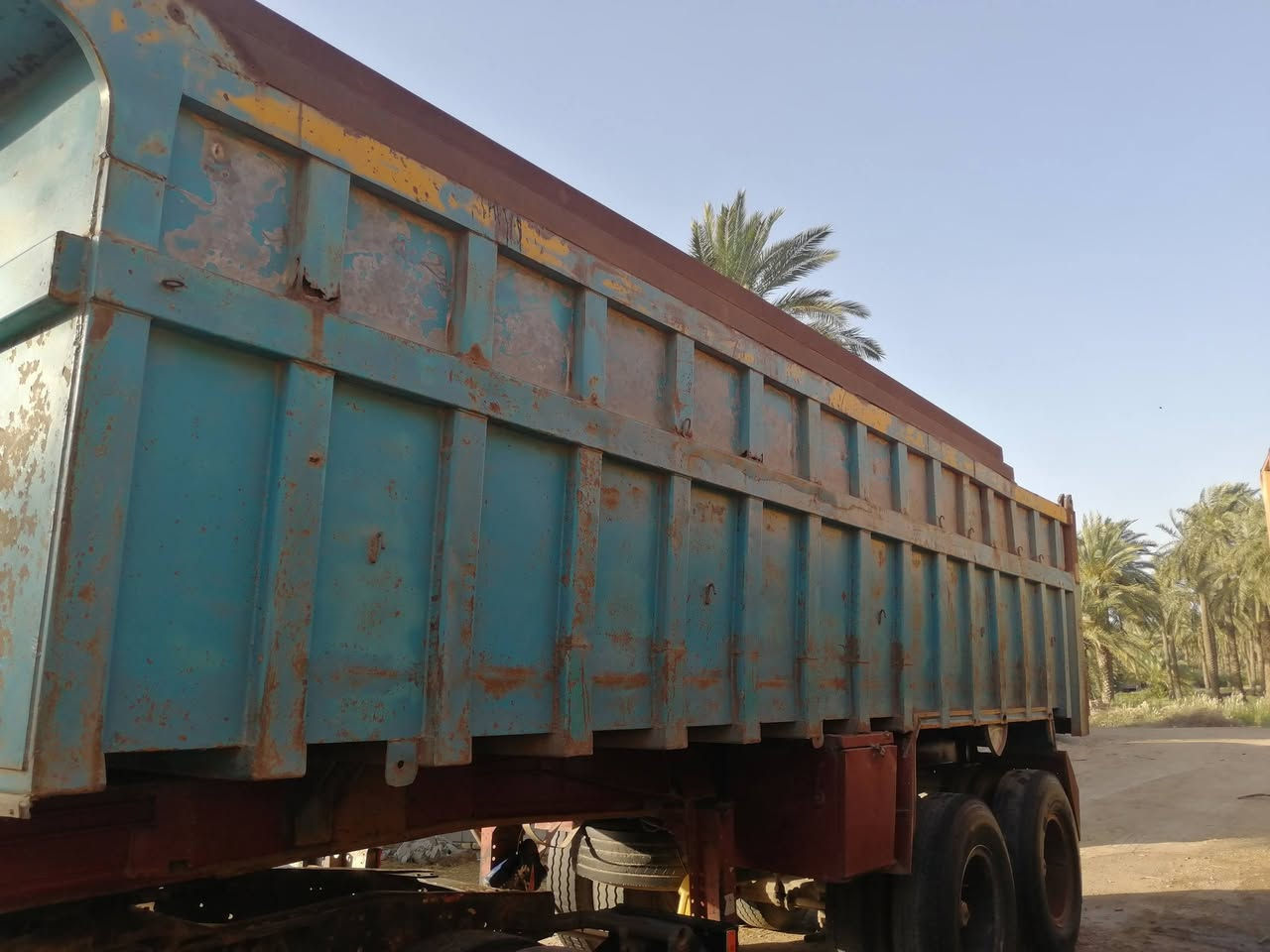 السلام عليكم عربانه المانيه البيع ربطه 16 ودناكير 14 ذرعه 30 طولها 7وربع   بيها تايرات مال وكفه كاملات مكان العمارة
***********
اني مكلف بنشر
