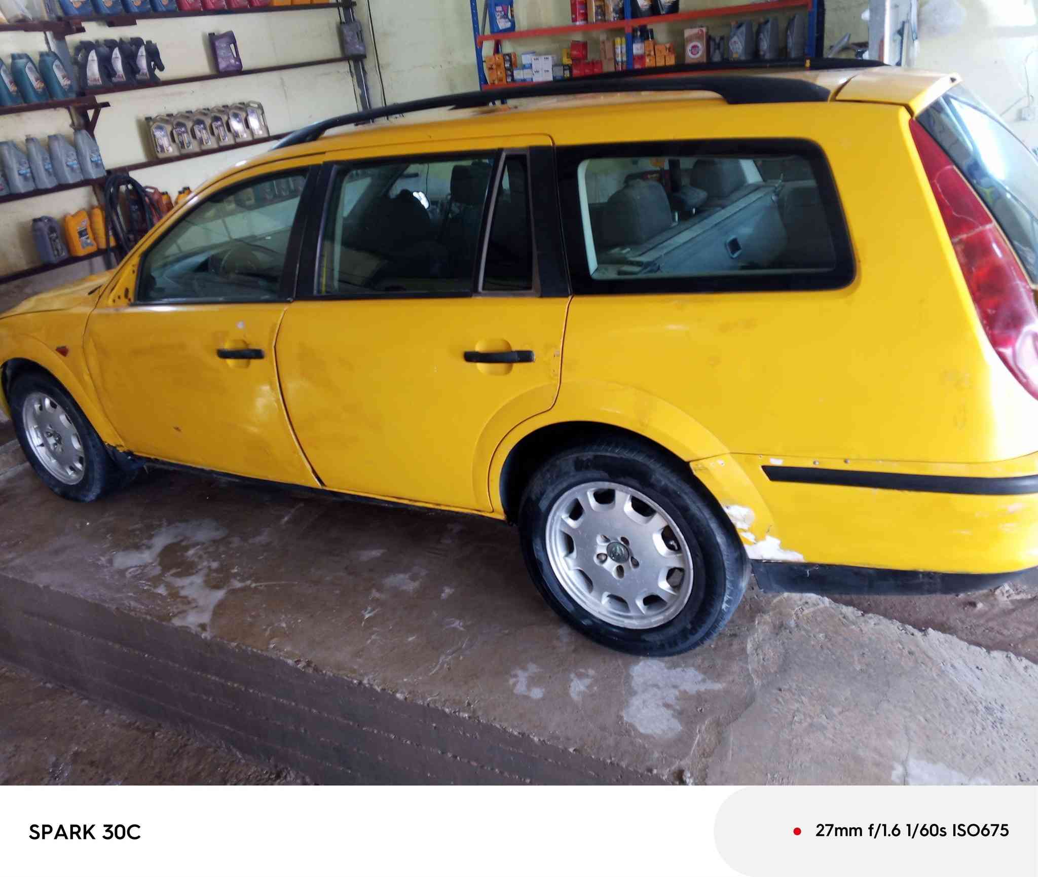 سلام عليكم لبيع فورد كير مكينه كورلا اوتو ماتيك كهربائيات كله شغال سياره جاهزه سعر 18 وبيها مجال رقم موبايل ***********
