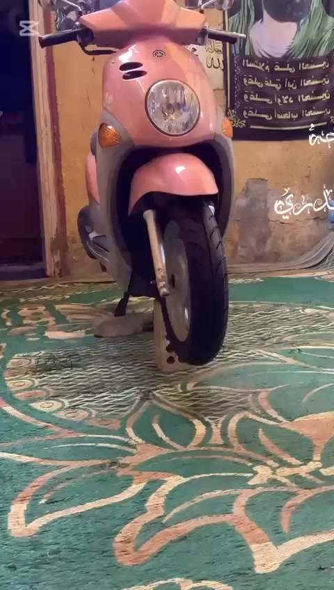 للبيع فله كفاله عامه لون وردي مميز الدراجه رمبه اوراقه كامله كفاله حتى من الشخط الشراي يتصل ويدلل ***********
