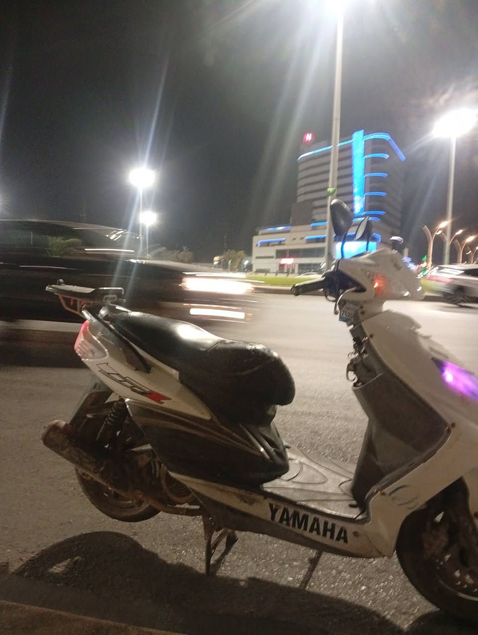 سگنز فحل للبيع الدراجه ناشفه وتخبل لا نقصه شي بس راكب جاهزه من كهربائيات من اشاير من كلشي //. الدراجه اوراق أصولي +منفيز // تعال ورقم وما مفتوحه ابد السعر /مليون و300 /*********** المو شراي لا يخابر فدوه  ما متواجد فيس اكو شريحه واكو واتساب
