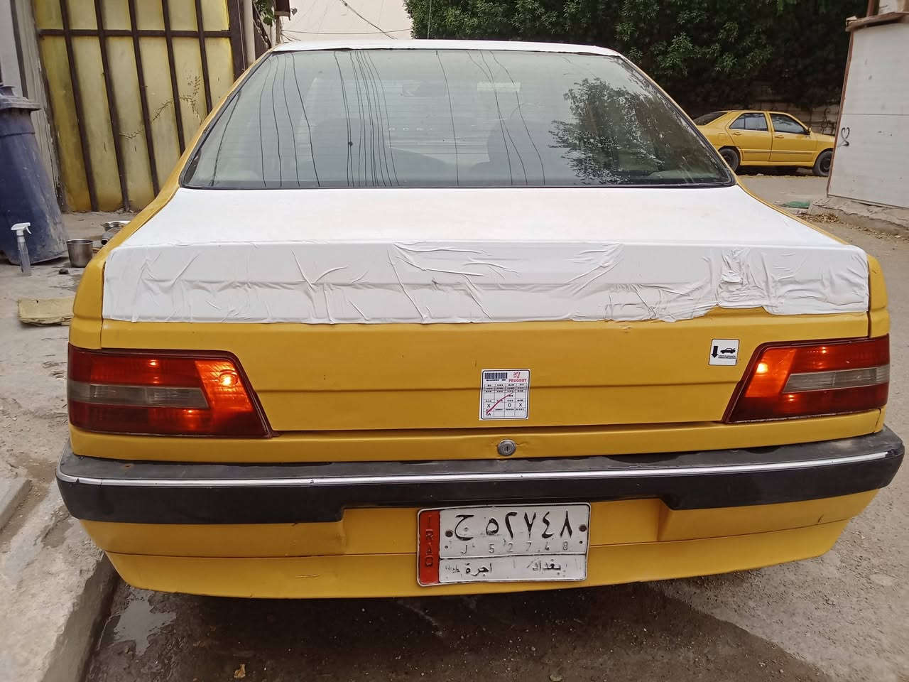 بيجو موديل 2016 السياره حلوه محرك وكير وتبريد وصدر تخم تاير ومدوشمه داخلها جديد شواصيها حلوات كدامكم بلصور ترايها ناعم كهربائيات كلها شغاله رايدها ب37$ الشراي يتصل *********** بغداد
