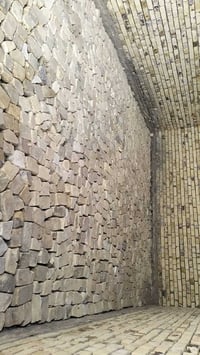 ياالله السلام عليكم يوجود كادر تربيع البيوت وفراش تراب وتعديل الارضيه ...