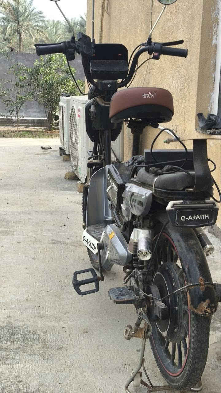 باسكل شحن
موديل ٢٠٢٣
لون رصاصي 
شاحن اصلي
كلشي مامبدل بي
نضيف كلش
استعمال قليل 
السعر ٢٥٠ وبي مجال للطيبين

للتواصل. ***********.
