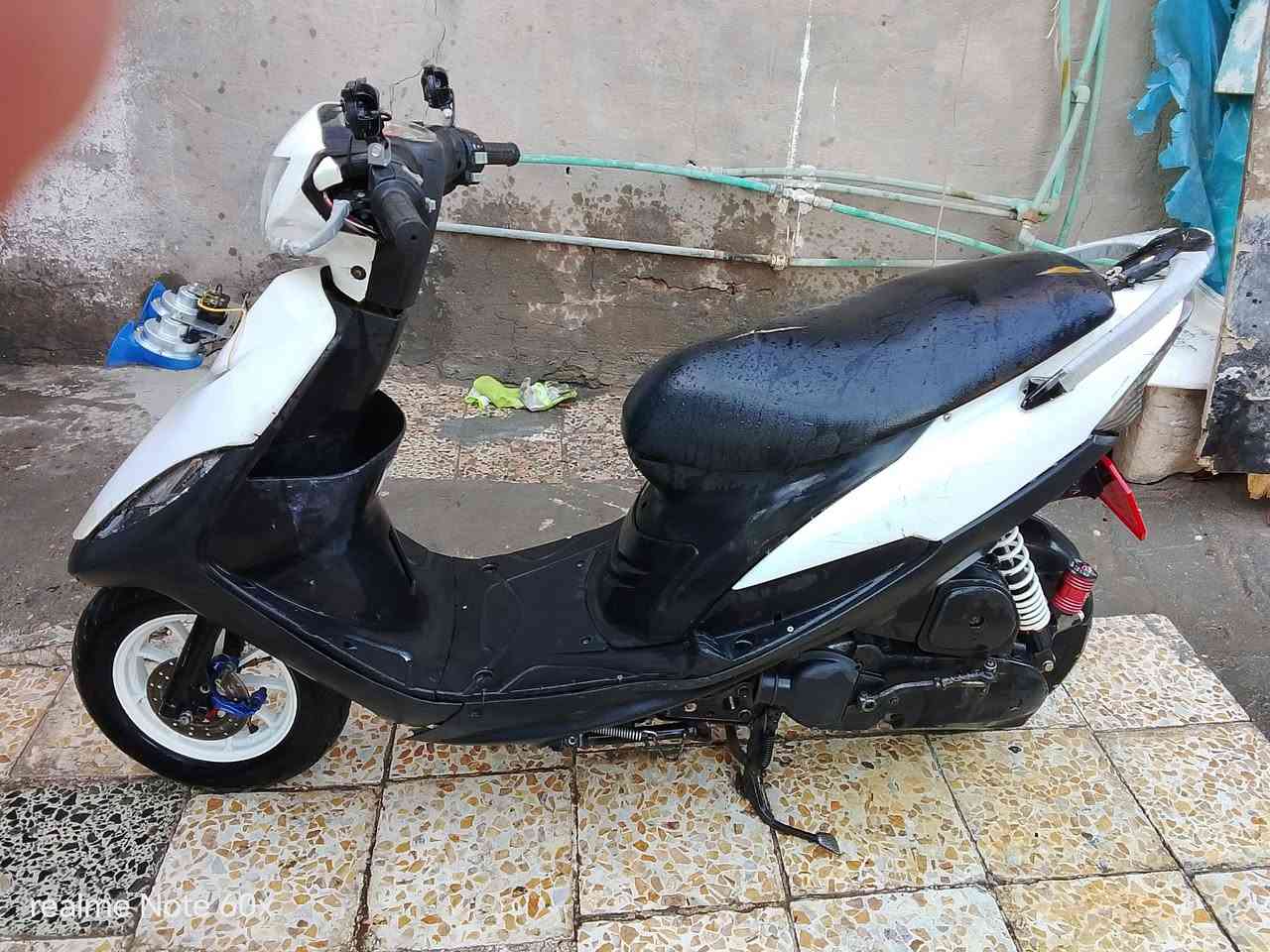 ماكس عدله للبيع كامله كلشي شغال بيها ب 625 وبيها مجال او مراوس ب اربعه كير اصولي المكان النجف الاشرف تواصل هذه الرقم ***********مابي واساب او عل خاص متواجد بليل
