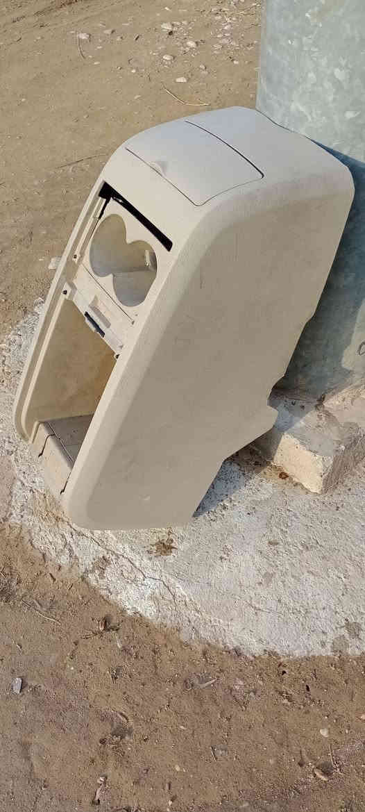 عندي هذه مال جنبي h1لل بيع مكان ديالي ناحيه جباره 
***********
