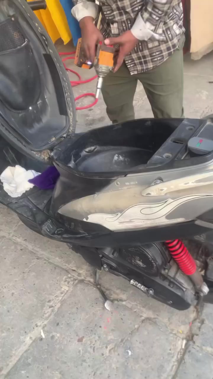 عدله كفرات بلاد جاردات بيه ستتم ورقم فحص موقت دراجه مرتبه بلاديه كله ب٦٥٠ وبيه مجال مكاني الجزيره السياحه ***********
