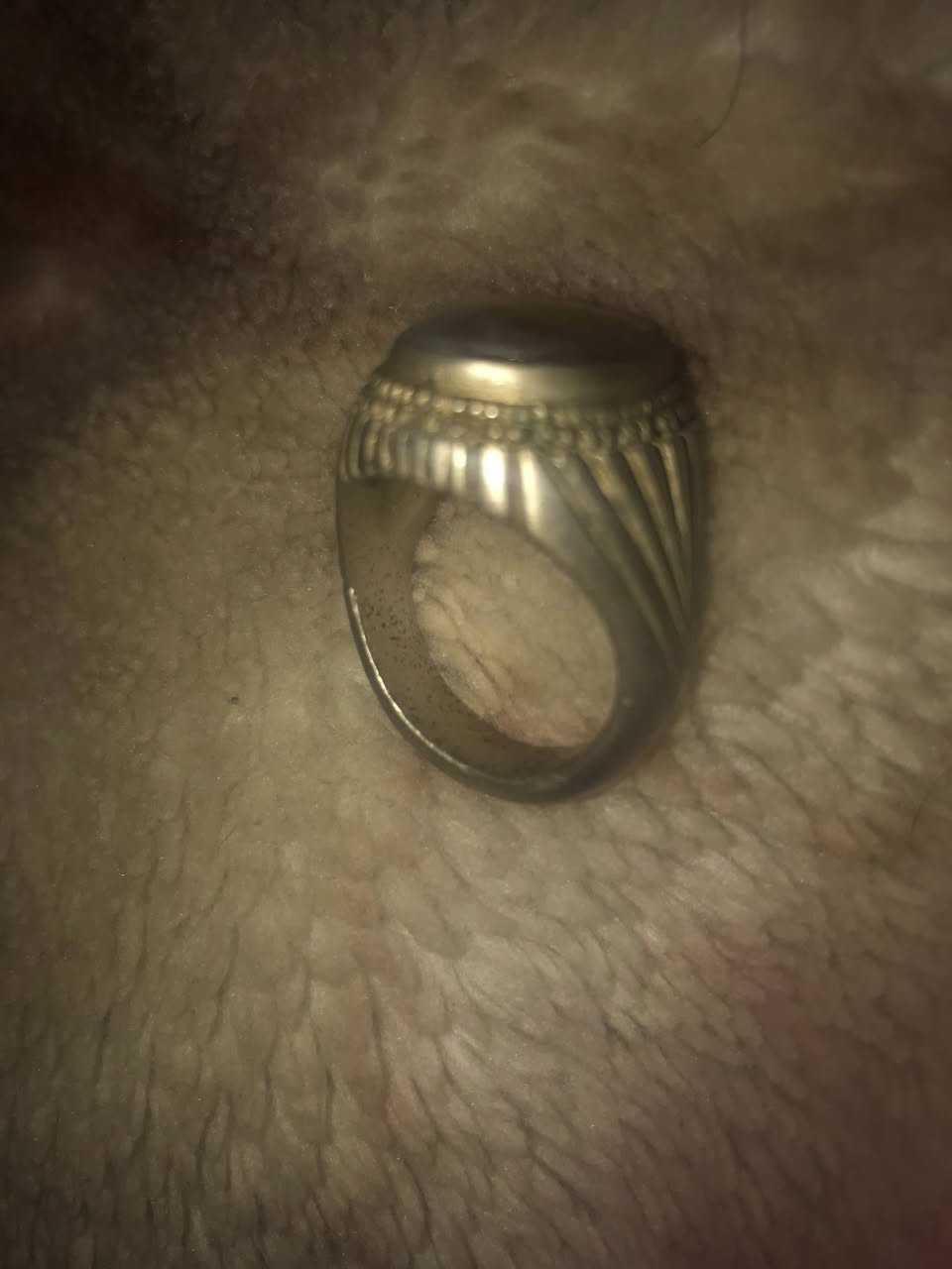 محبس فضه خرزه عقيق يماني اصليه للبيع سعر خاص محتاج اريد ابيعه 🤍مكاني بغداد


**إذا كنت صاحب هذا الإعلان وتريد حذفه لأي سبب، رجاءا أرسل رسالة إلى الدعم الفني**