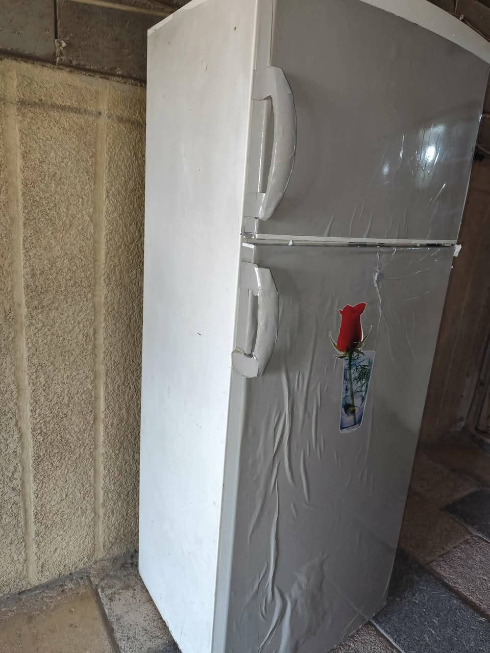 ثلاجه للبيع
للاستفسار الاتصال على الرقم

‭٠٧٨٧ ٦١١ ١٥٩٣‬
