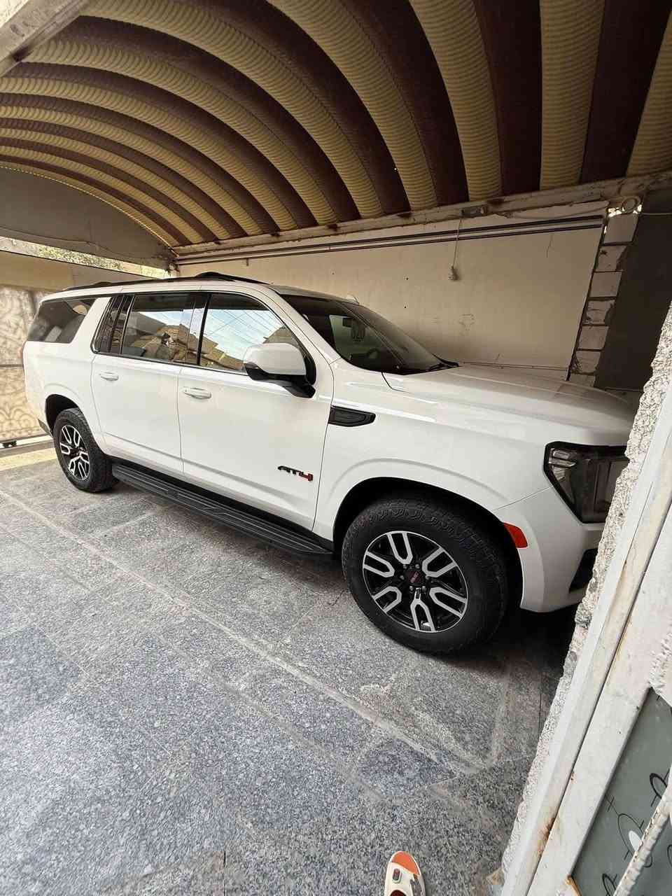 جي ام سي يوكن مديل 2023 طويله رقم اربيل خصوصي مكينه 5.3 ماشيه 42k بيع فقط بدون مراوس ضرر 2 بيبان بدله صور حادث بلمنشور السعر 460 رقم هاتف ***********
