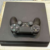 بلايستيشن 4 • ٥٠٠جيجا • جويستك واحد