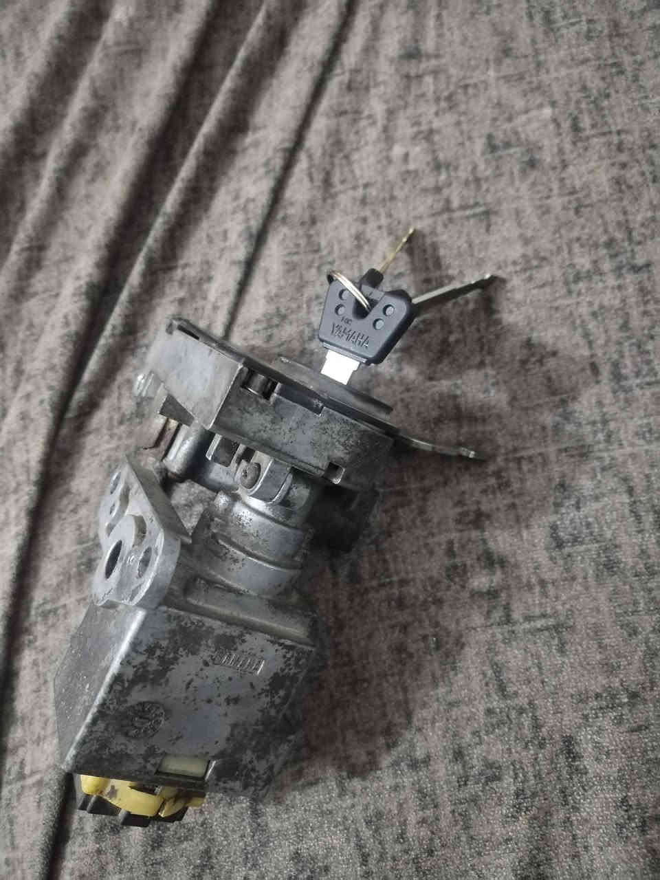 سلام علیکم شباب جوزه مال دراجه بولیس مال تفصیخ اني مفصخهه بيدي  بیهه سویج واحد. اصلي وثنین ستنساخ  اله تفتح السویج مرتین یله تنطي ناریه  + ابیعلك کوم حدید قیم واخذ مکاني بغداد الشعب الاستفسار ***********
