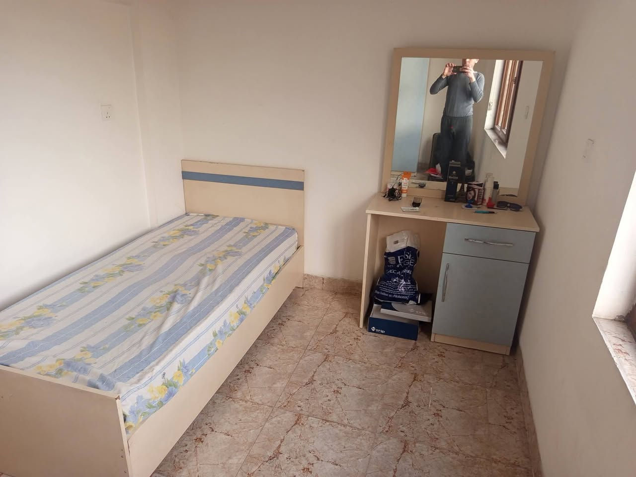 للبيع كاونتر ثلاجه طباخ  سبلت طاوله شاشه غرفه نوم نفر
اربيل يم شارع ٦٠


**إذا كنت صاحب هذا الإعلان وتريد حذفه لأي سبب، رجاءا أرسل رسالة إلى الدعم الفني**