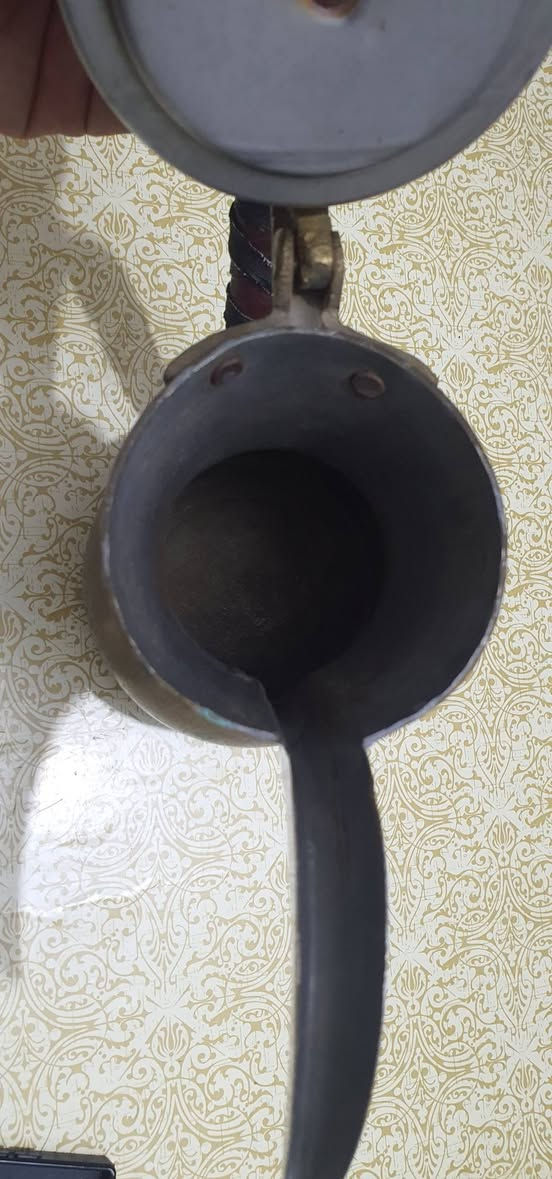 السلام عليكم للبيع دله نحاس قديمه سعرها 60 ارتفاعها 30سم


**إذا كنت صاحب هذا الإعلان وتريد حذفه لأي سبب، رجاءا أرسل رسالة إلى الدعم الفني**