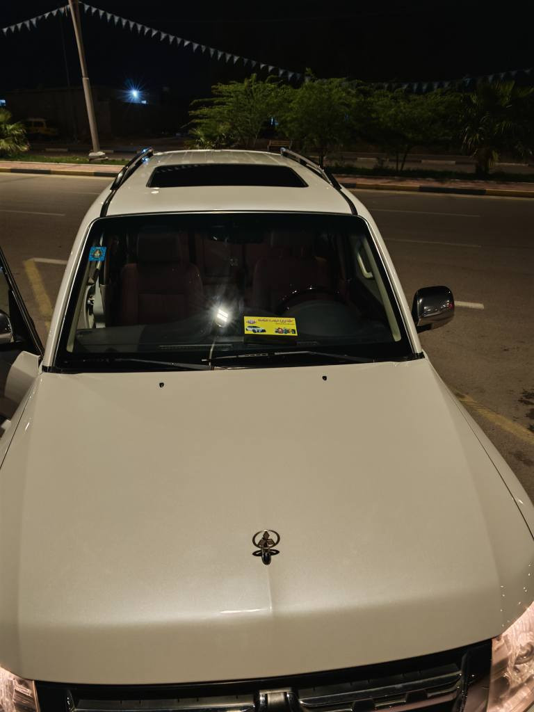 باجيرو حبتور خليجي GLS مكينة 3500 6 سلندر فور ويل فول مواصفات موديل 2014 كفالة عامة ظربة وصبغ وتبديل ومكينة وگير وحدادة وتبريد وتخم تاير
رقم بصرة انگليزي بأسمي السيارة جاهزة للاخير بدون نواقص.

عداد المشي 128 الف كيلو قابل للزيادة

مواصفاتها:
شاشة اندرويد
فتحة سقف
تحكم ستيرن كامل مع الاوامر الصوتية
شاشة تحكم النظام البلادية والمسجل البلادي موجود
7 راكب
تبريد مركزي 3 قطع تحكم منفصل
فور ويل شغال
كشنات جلد
الكشنات الامامية كهرباء

**ملاحظة السياة بيها صبغ قليل بالزوايا مال الدعاميت فقط

السعر 163 وبي مجال
مكان السيارة البصرة الزبير
*********** الزبير, البصرة
